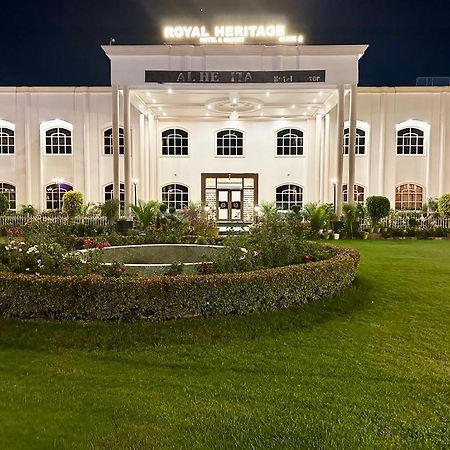 Royal Heritage Hotel & Resort Ayodhya 外观 照片