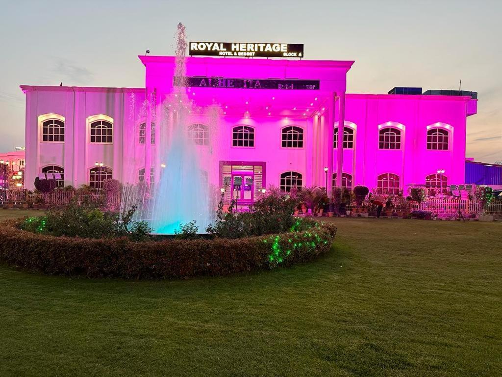 Royal Heritage Hotel & Resort Ayodhya 外观 照片